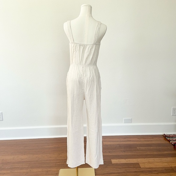 Monteau cream colored linen blend minimalist jumpsuit size medium. - Picture 3 of 7